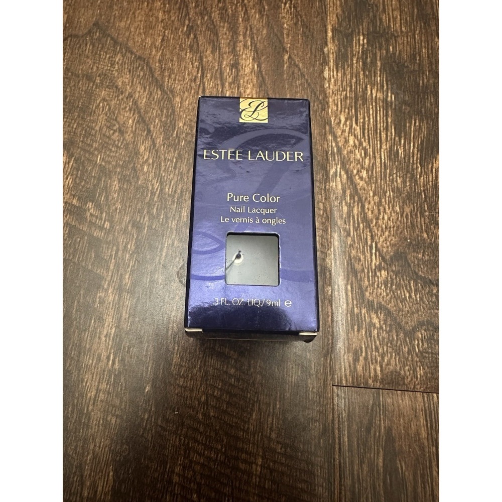 Estée Lauder Black Plum Pure‎ Color Nail Lacquer